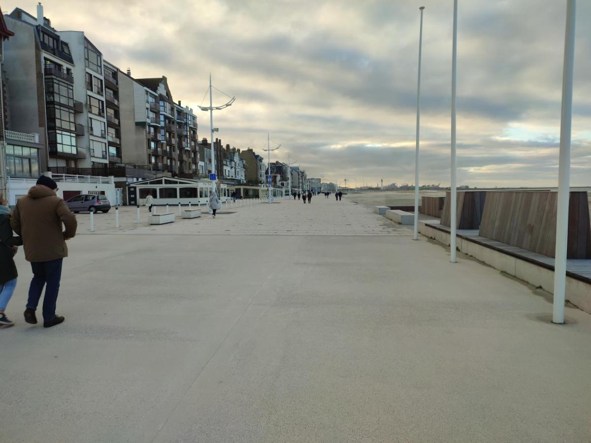 Seven Malo Dunkirk